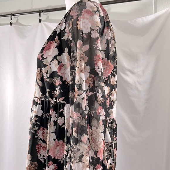 ‼️SALE‼️Suzanne Betro Empire Waist Long Sleeve Lined Floral Overlay Sz L - Picture 3 of 8